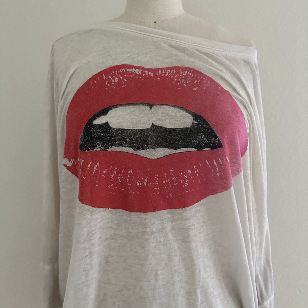 Chaser Lips Graphic Long Sleeve Top Women Size M White Burnout Sheer Relaxed